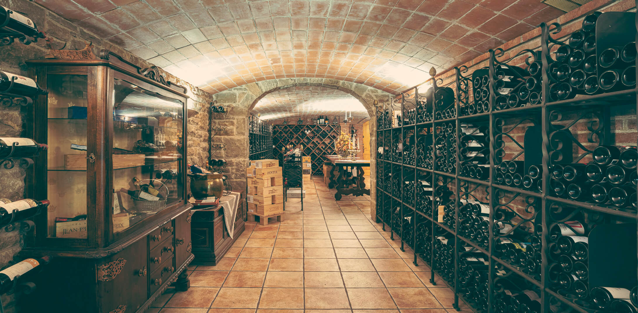 The wine cellar Pairings that <br>awaken the senses